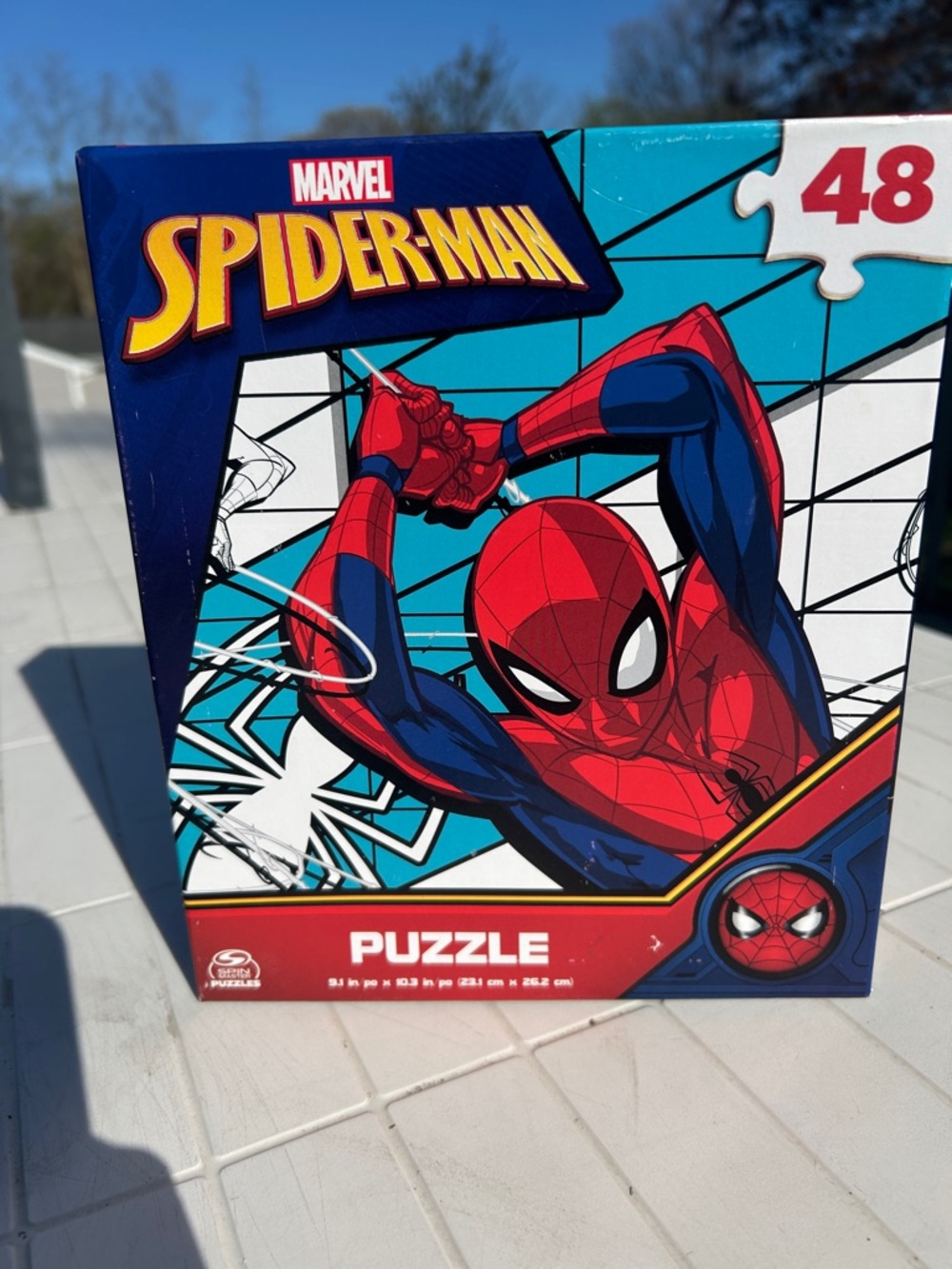 Marvel Spider-Man Puzzle - Red, Blue & Teal Artwork